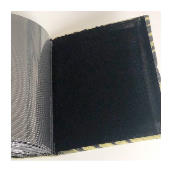 Bundle of Hawaii Koa Picture Frames & Hawaiian Native Treasures Mini Photo Album - Picture 10 of 12